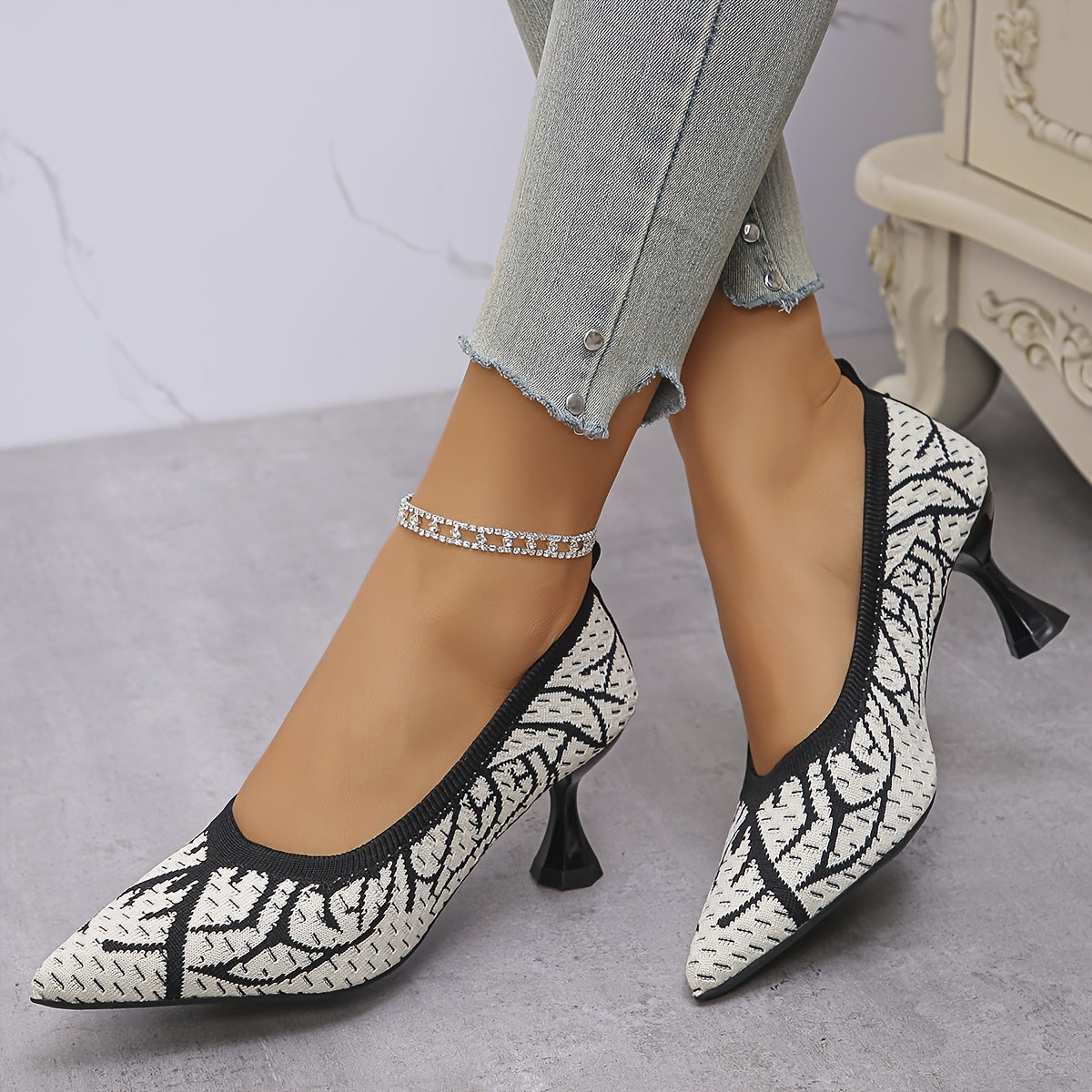 Women'S Embroidered Pointed Toe Pumps, Breathable Knit Fabric Dress Shoes, Fashion Stiletto High Heels with PU Sole for All Seasons