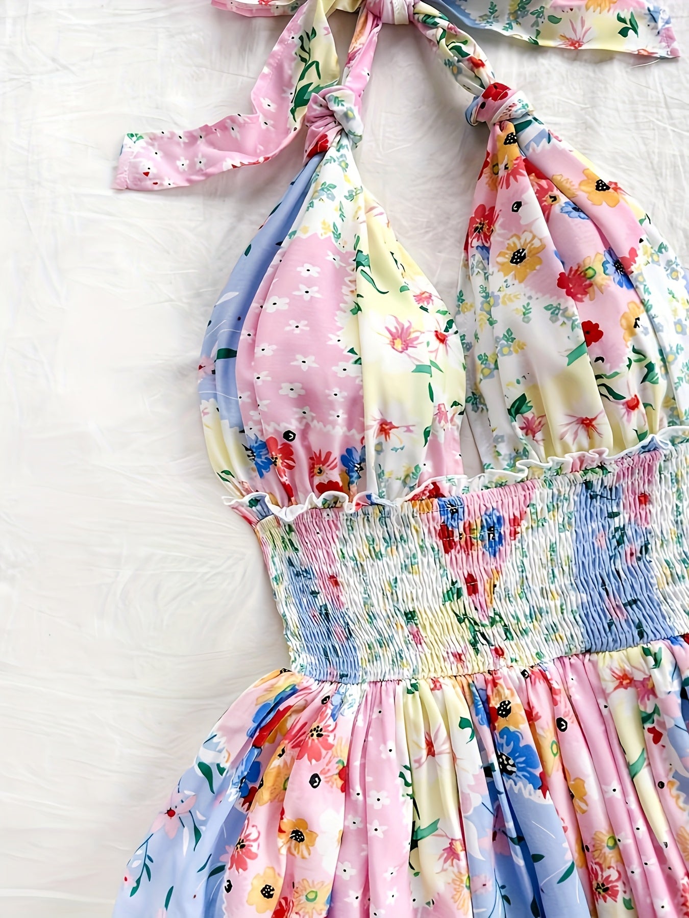 Women's Floral Print Halter Neck Dress - Lightweight Summer Dress with Ruching Detail, Machine Washable, Vibrant Spring/Summer Casual Beachwear
