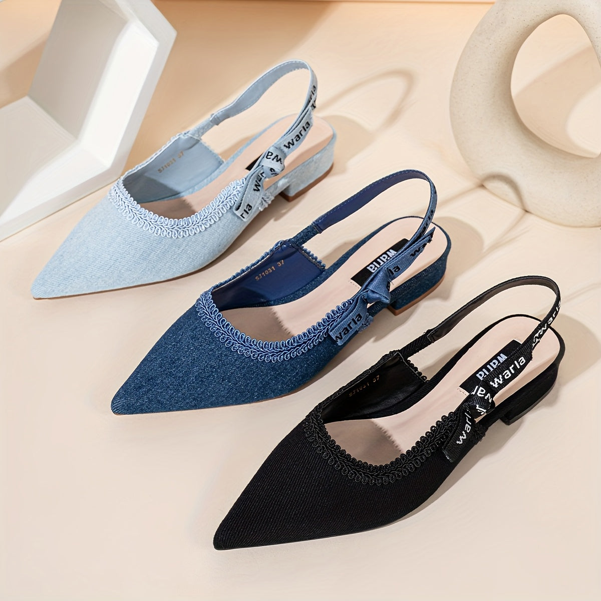 Side Letter Woven Straps, Sweet And Elegant, Fashionable, Sexy, Comfortable, Versatile Low-Heeled Shoes with Chunky Heels.